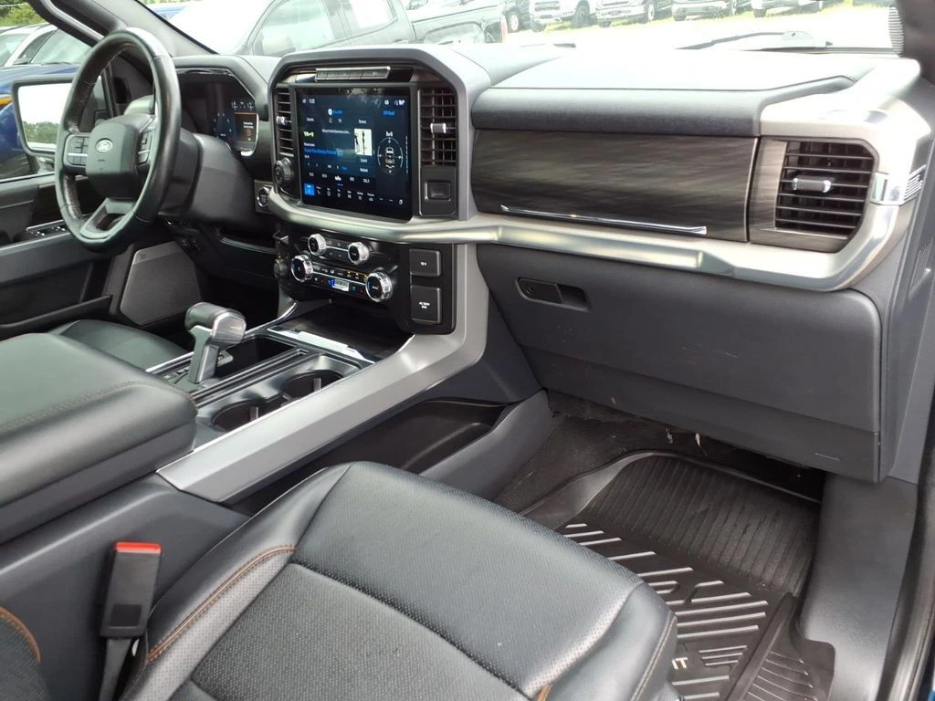 2024 Ford F-150 Lariat - Photo 11