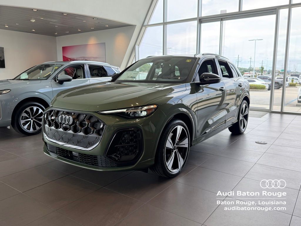 2026 Audi SQ5 Premium Plus