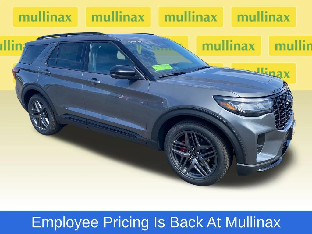 2026 Ford Explorer ST 4WD's photo