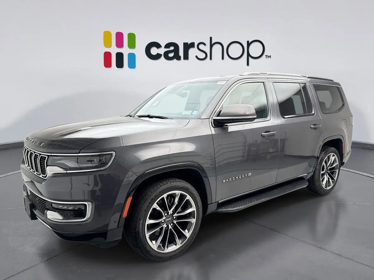 2022 Jeep Wagoneer Series II's photo