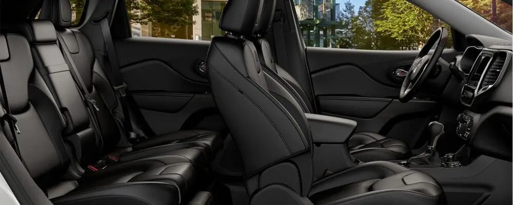 2020 Jeep Cherokee seating
