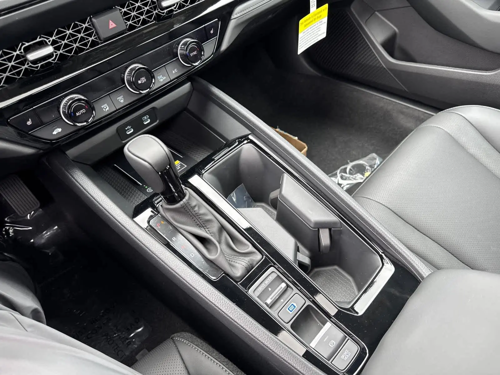 2025 Honda Accord Hybrid EX-L photo 26