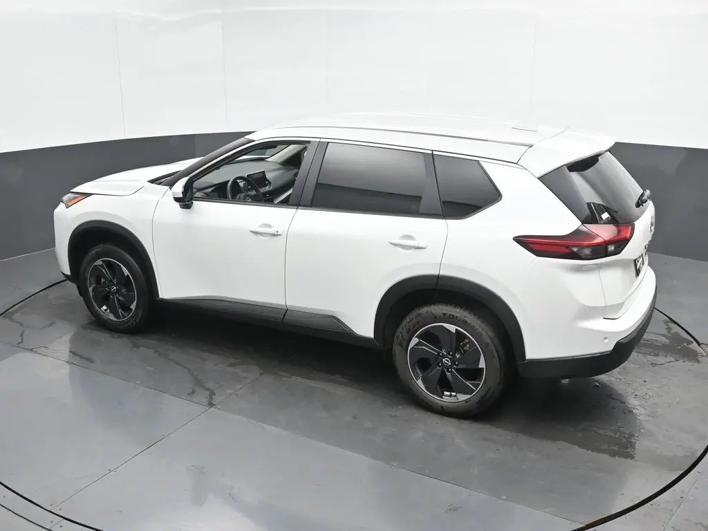 2024 Nissan Rogue SV AWD photo 32