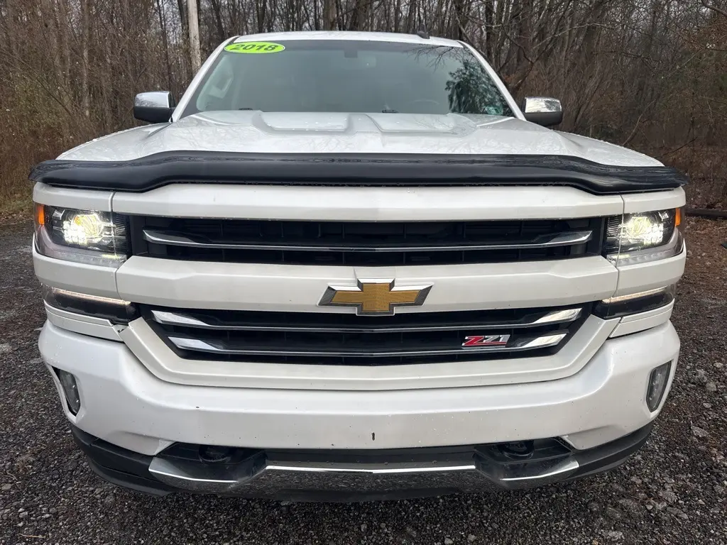 2018 Chevrolet Silverado 1500 LTZ photo 2