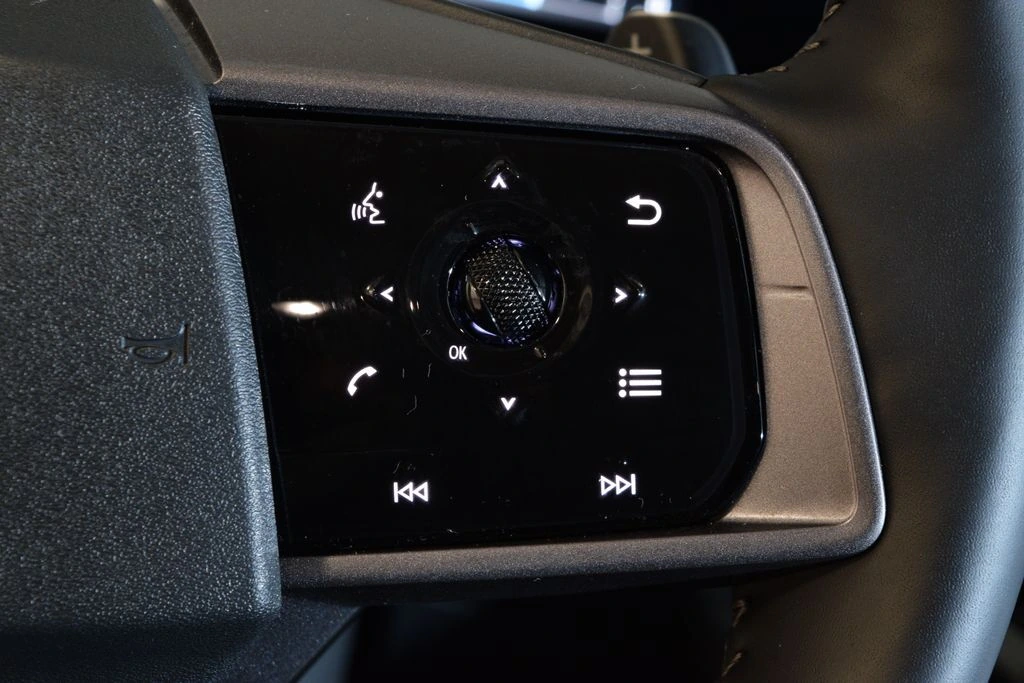 2025 Nissan Murano SV - Photo 18