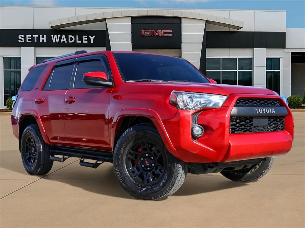 2022 Toyota 4Runner SR5's photo