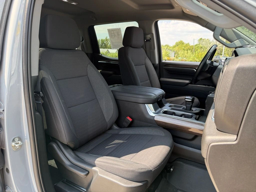 2024 Chevrolet Silverado 1500 RST - Photo 40
