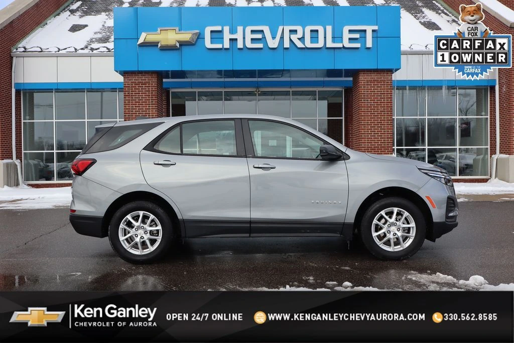 2024 Chevrolet Equinox LS's photo