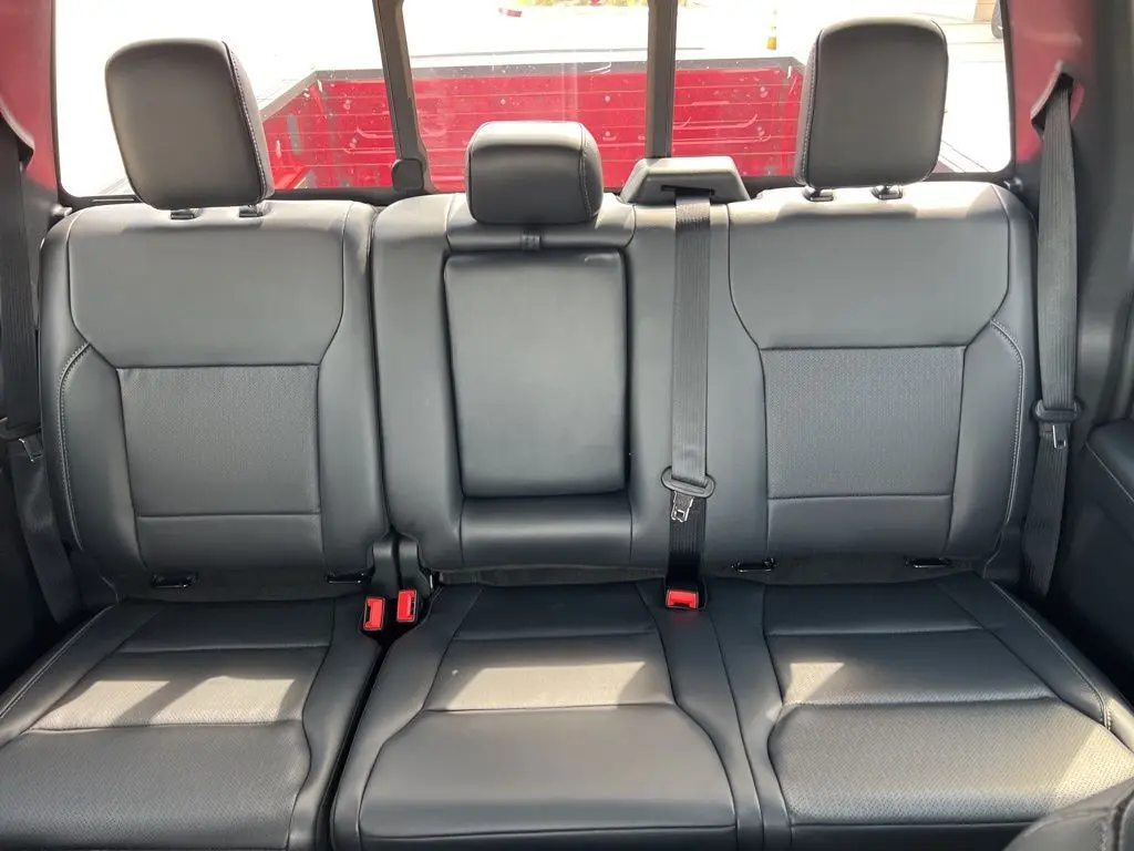 2025 Ford F-150 Lariat photo 23