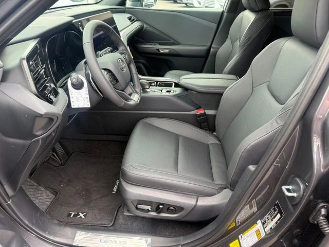 2026 Lexus TX 350 - Photo 14