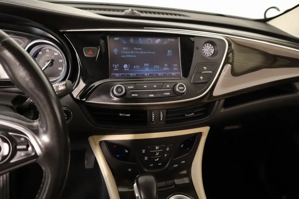 2020 Buick Envision Preferred photo 5
