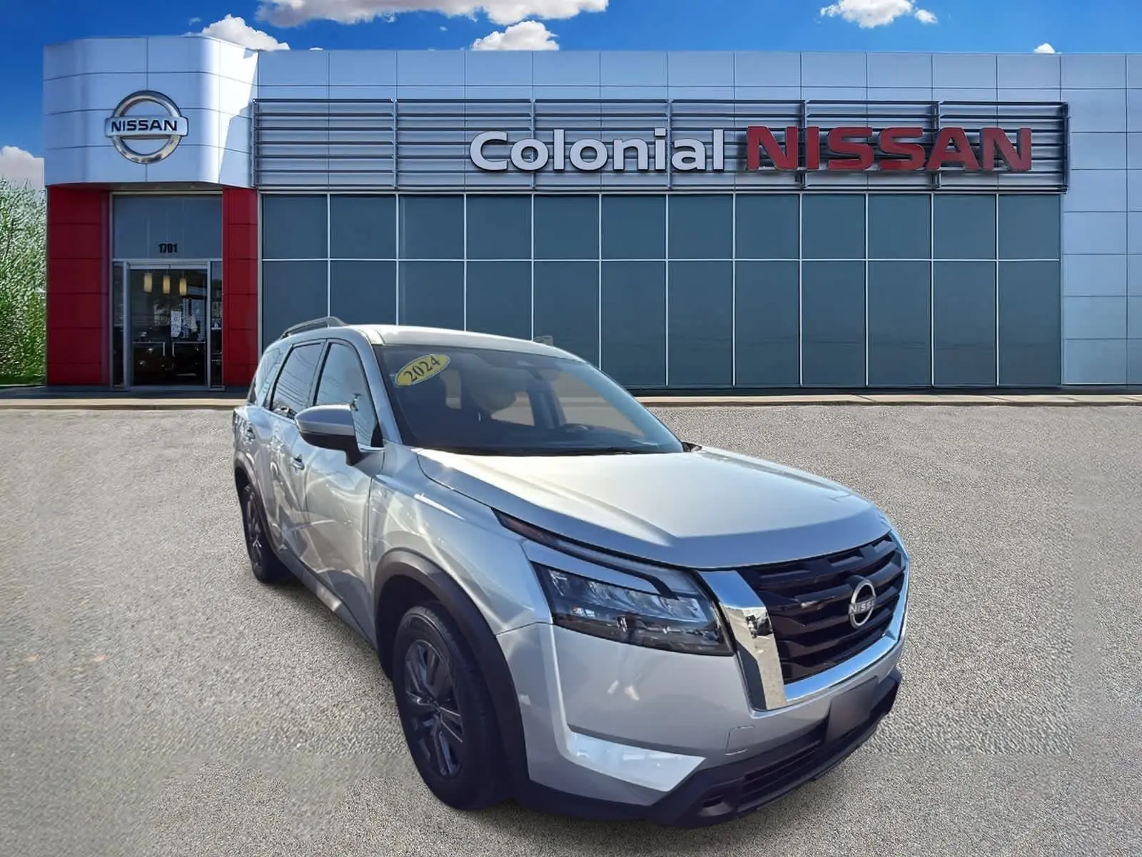 2024 Nissan Pathfinder SV photo 5