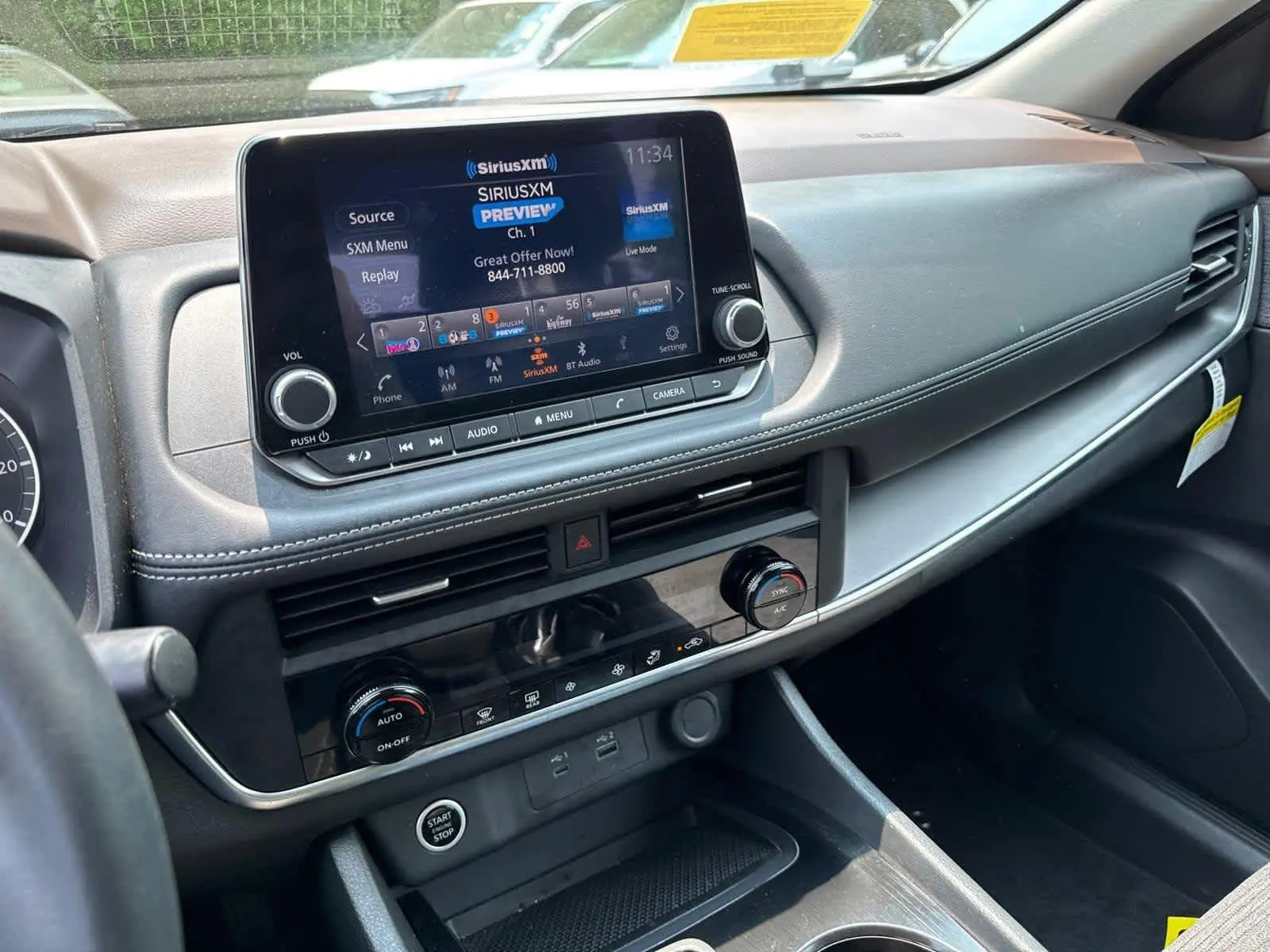 2023 Nissan Rogue SV photo 25