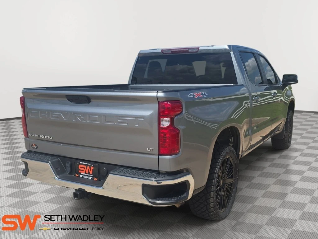 2023 Chevrolet Silverado 1500 LT - Photo 7