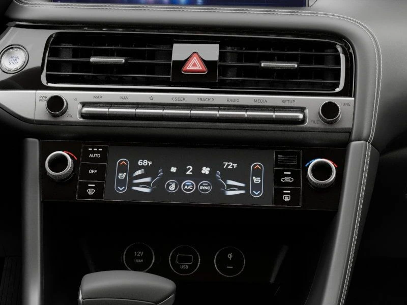 2026 GENESIS G70 Standard - Photo 15