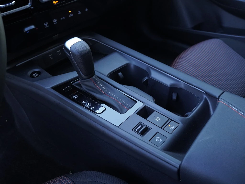 2026 Nissan Sentra SR - Photo 22