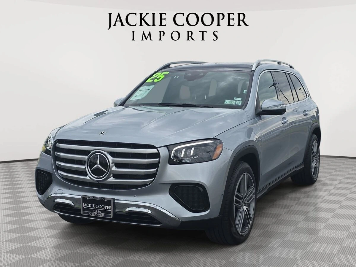 2025 Mercedes-Benz GLS GLS 450 4MATIC's photo
