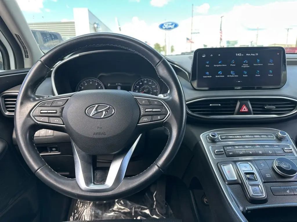2023 Hyundai Santa Fe SEL photo 4