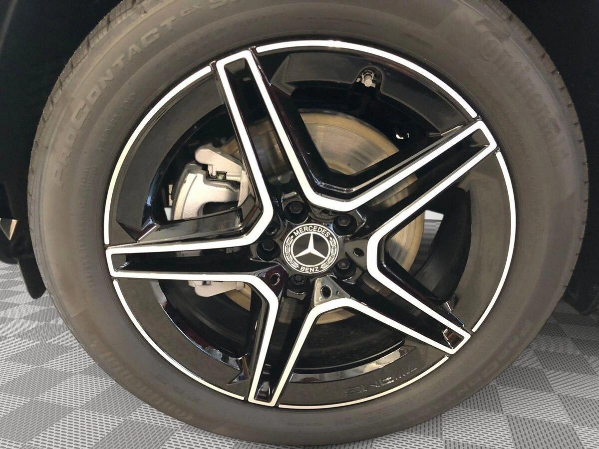 2025 Mercedes-Benz GLB Base - Photo 9