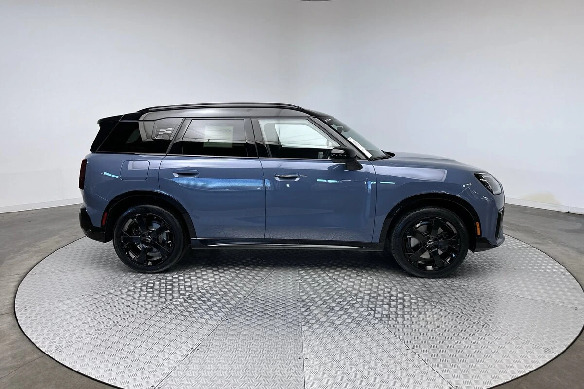 2026 MINI Countryman S - Photo 10