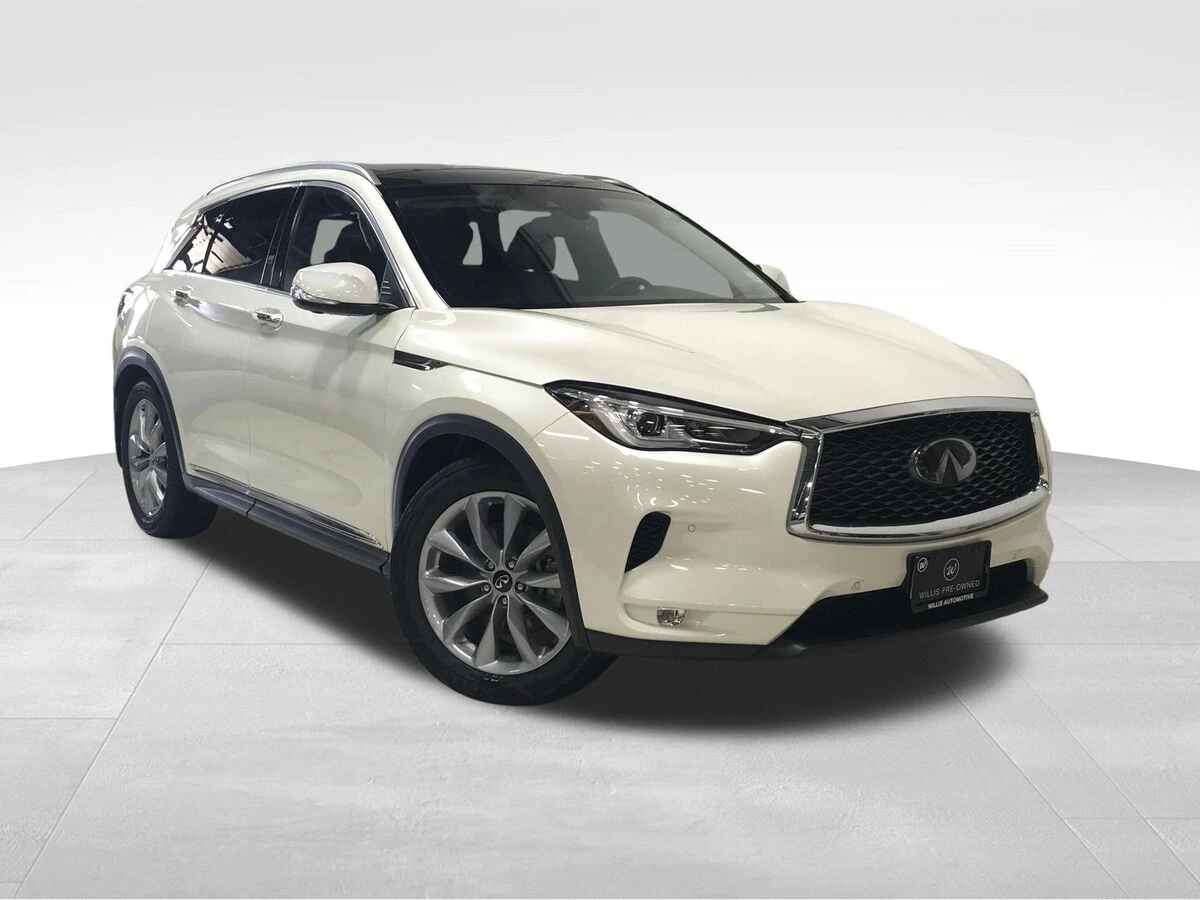 2019 INFINITI QX50 Essential AWD's photo