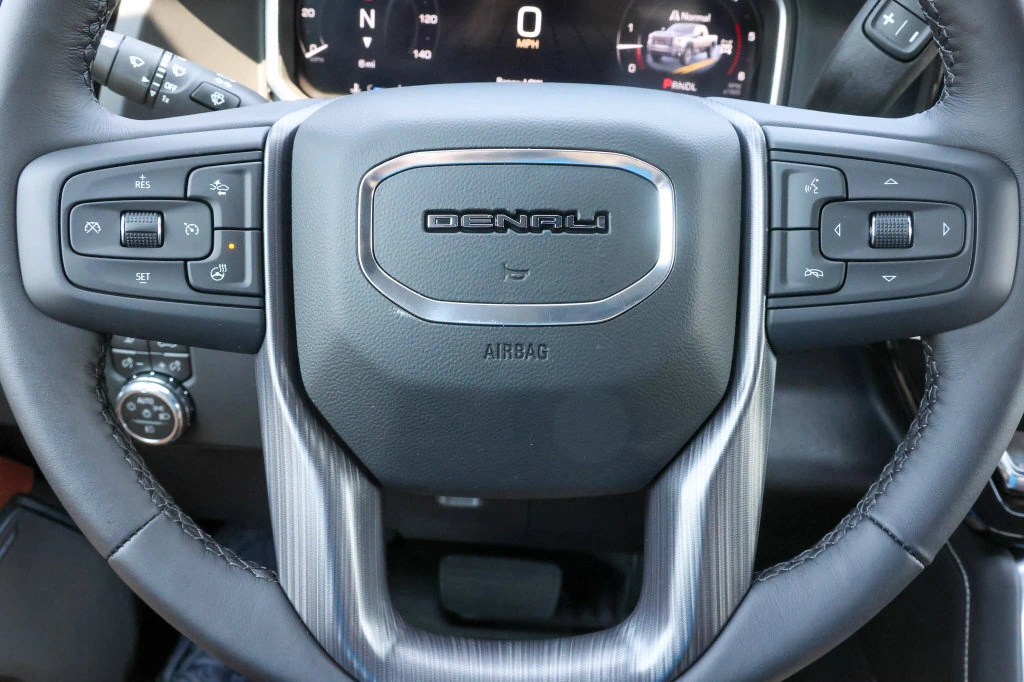 2026 GMC Sierra 3500HD Denali Ultimate - Photo 32