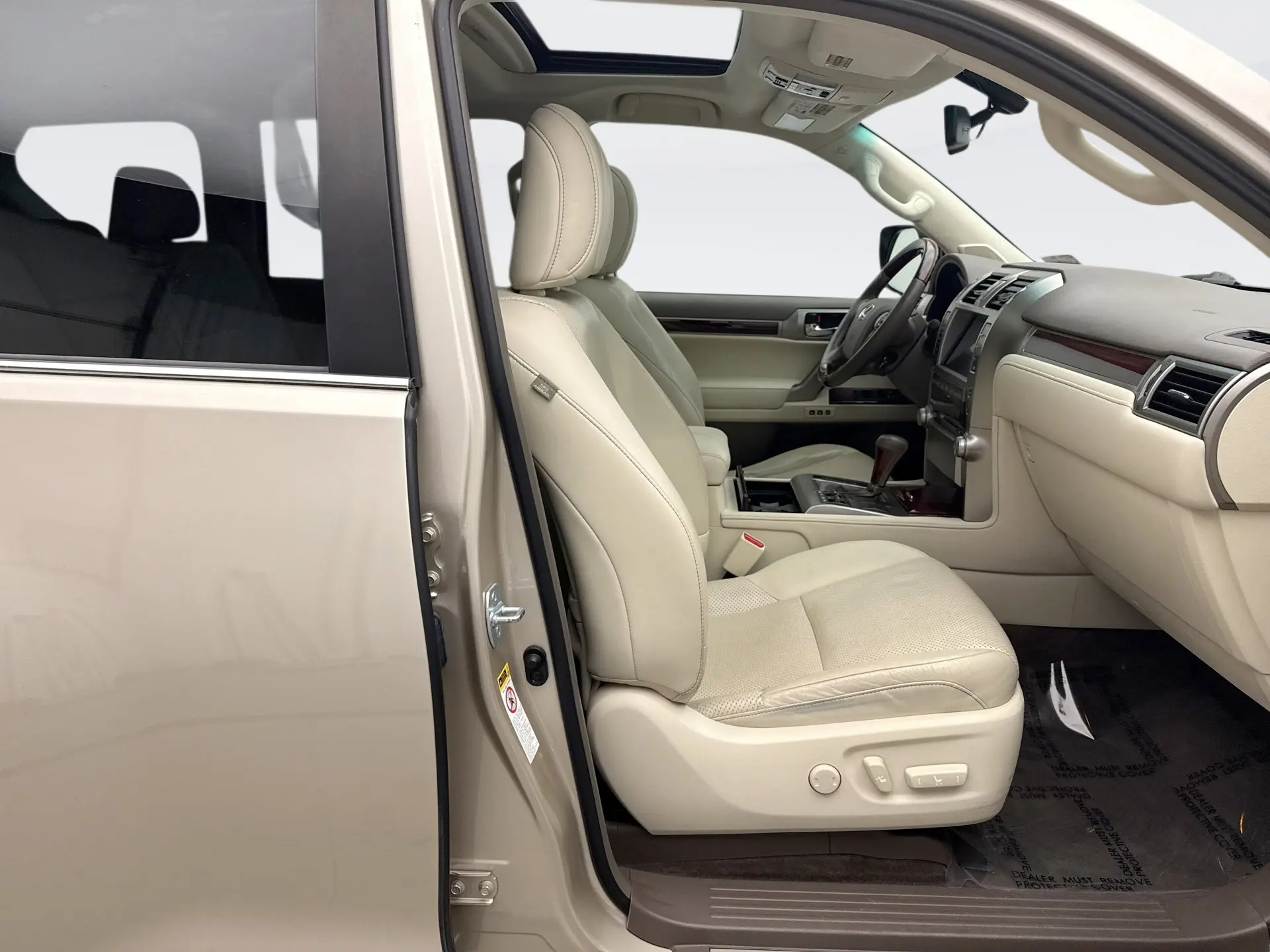 2011 Lexus GX Base photo 17