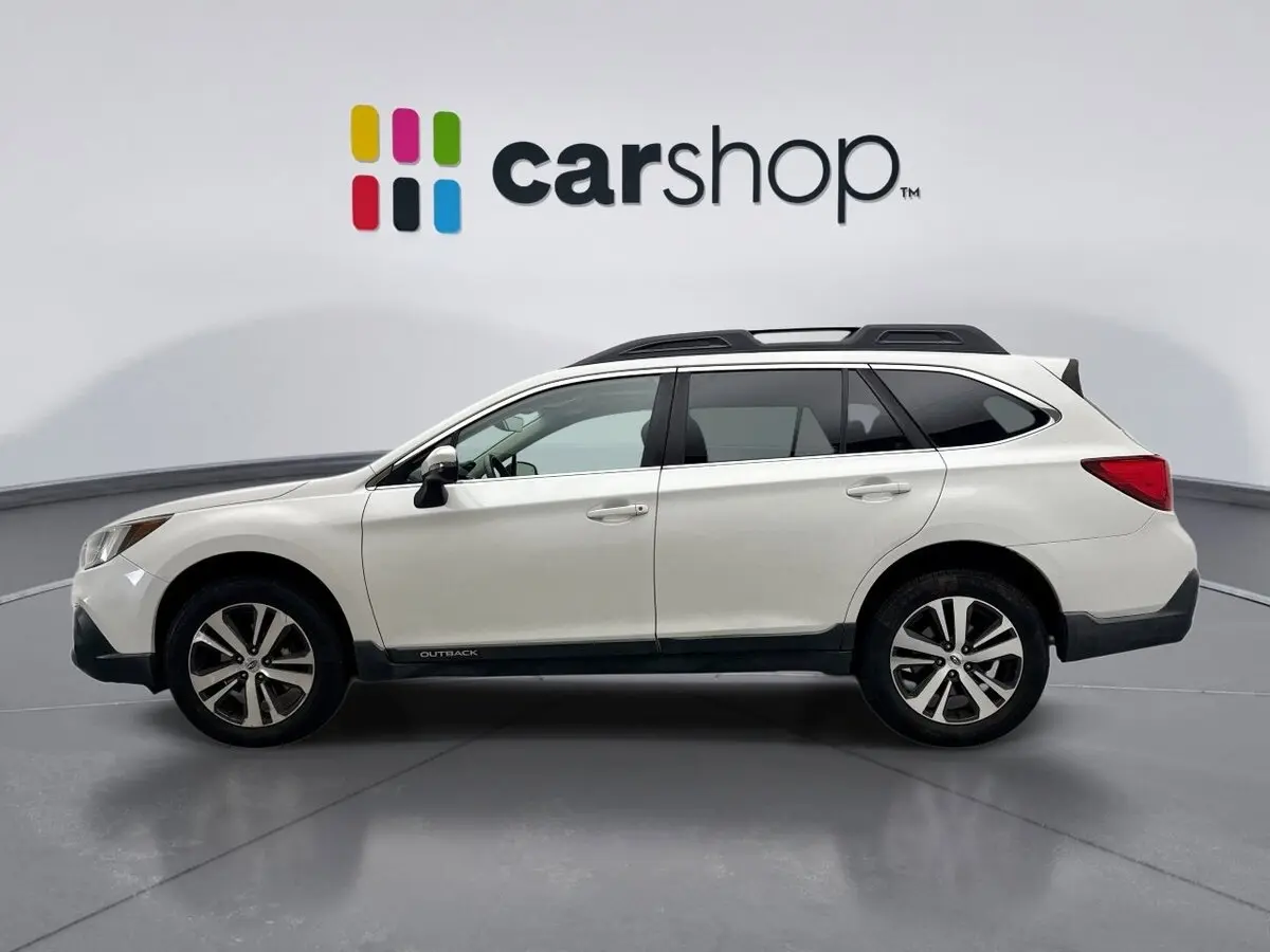 2019 Subaru Outback Limited photo 2