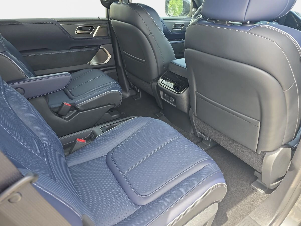 2026 INFINITI QX80 Sport - Photo 11