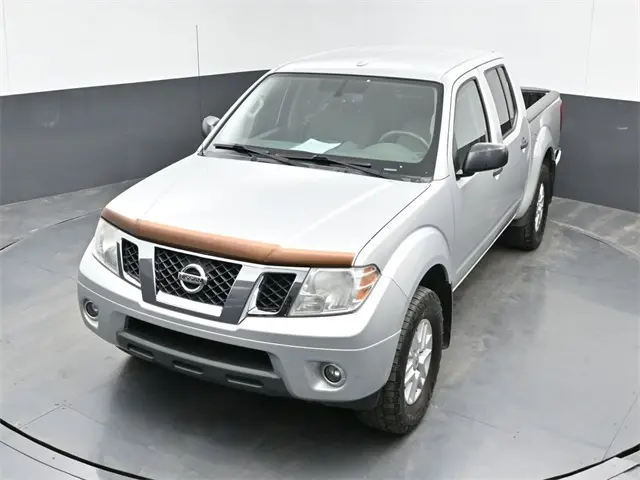 2016 Nissan Frontier SV photo 25