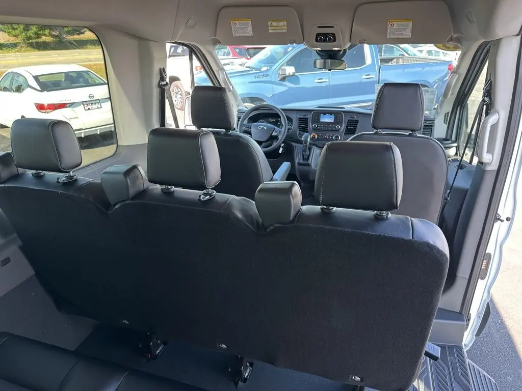2025 Ford Transit photo 17