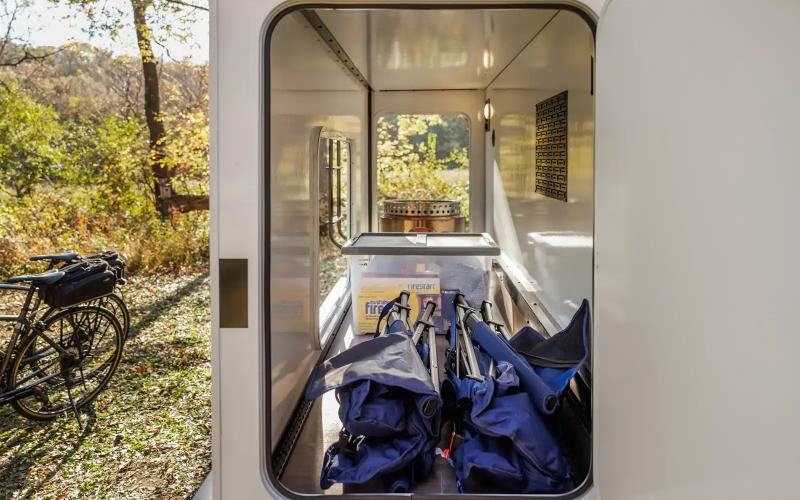 Which Class C RV is easier to live with for Chicago, IL trips - the 2027 Winnebago Sunflyer® or 2027 Thor Four Winds®?