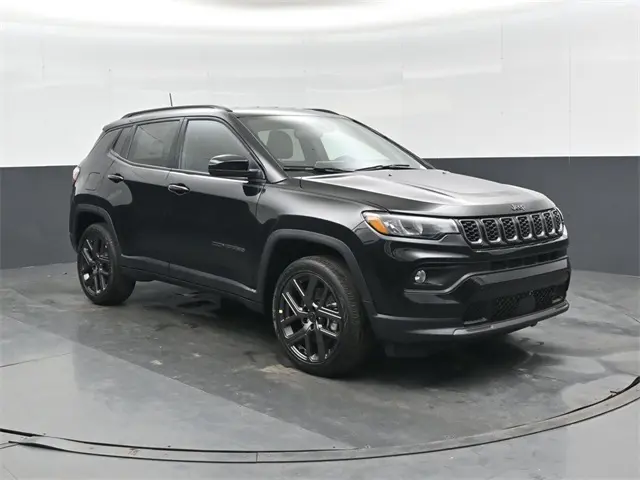 2026 Jeep Compass Altitude's photo