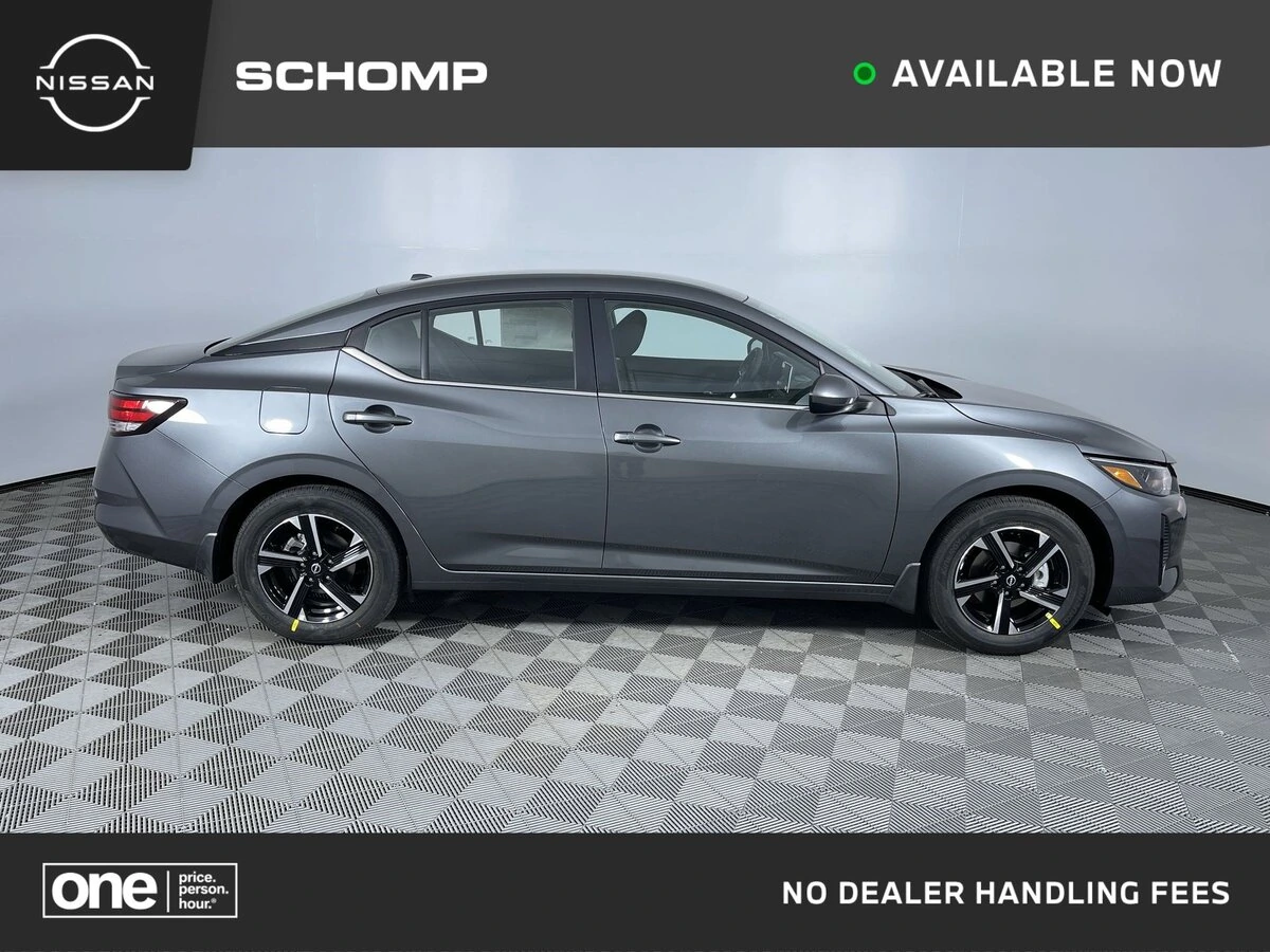 2025 Nissan Sentra SV's photo