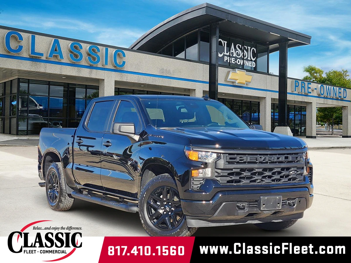 2025 Chevrolet Silverado 1500 Custom's photo