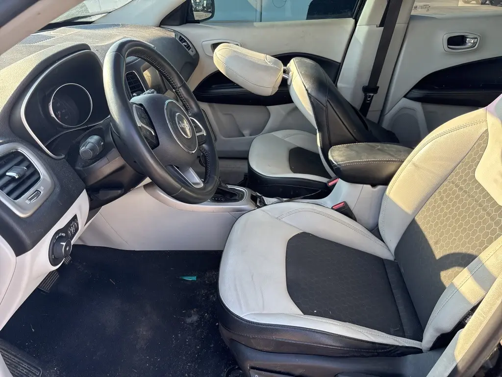 2019 Jeep Compass Latitude photo 4