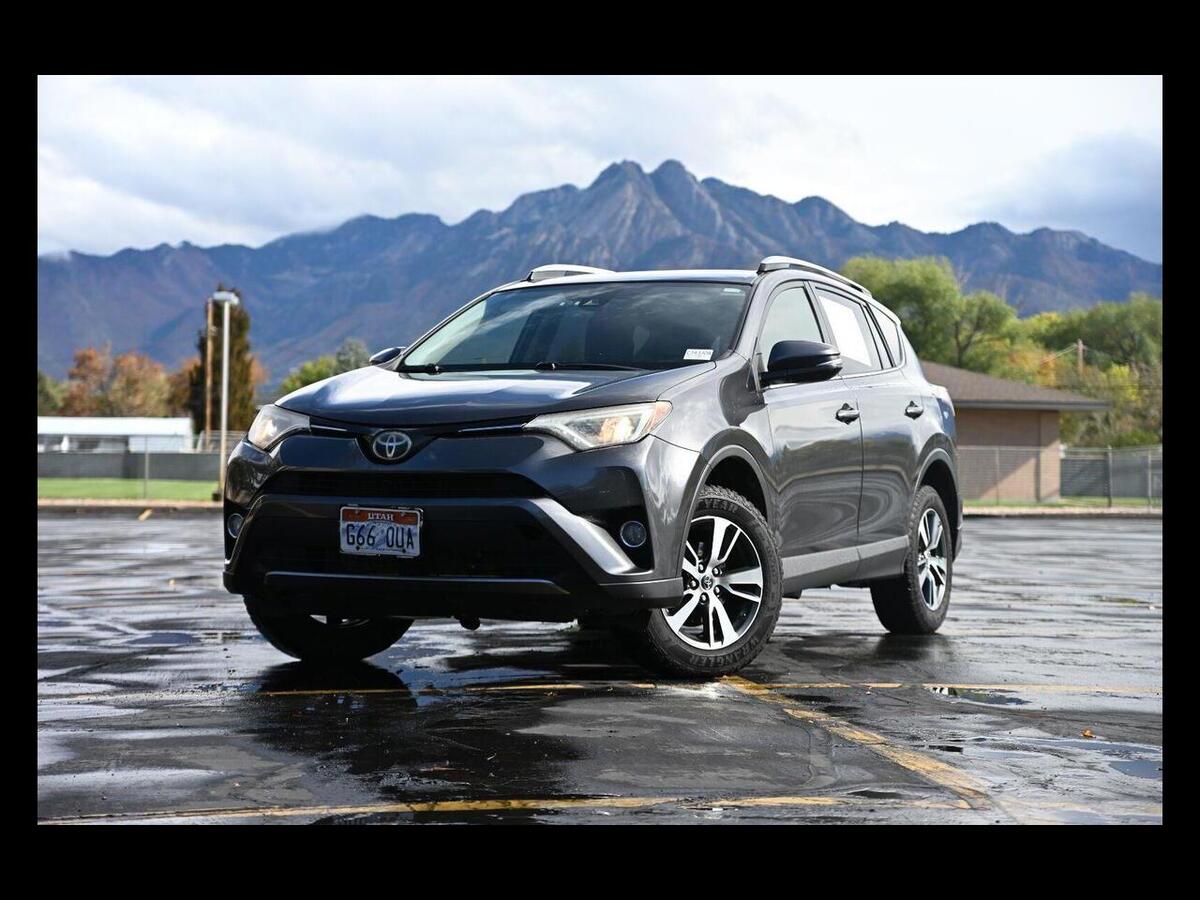 2017 Toyota RAV4 XLE