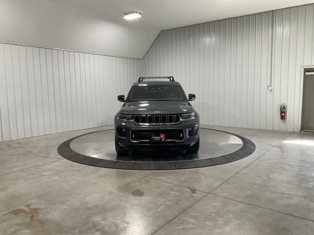 Used 2021 Jeep Grand Cherokee L Overland with VIN 1C4RJKDG6M8166537 for sale in Roanoke, IN