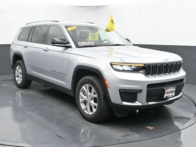 Used 2023 Jeep Grand Cherokee L Limited with VIN 1C4RJKBG5P8886368 for sale in Delavan, WI