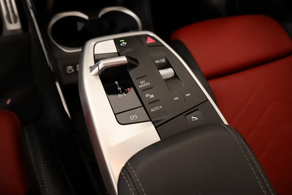 2025 Bmw X2 xDrive28i photo 6