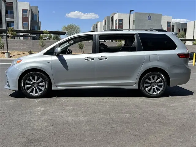 Used 2020 Toyota Sienna XLE with VIN 5TDDZ3DC2LS249205 for sale in Las Vegas, NV