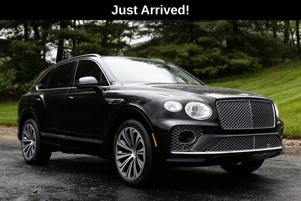 2021 Bentley Bentayga V8's photo