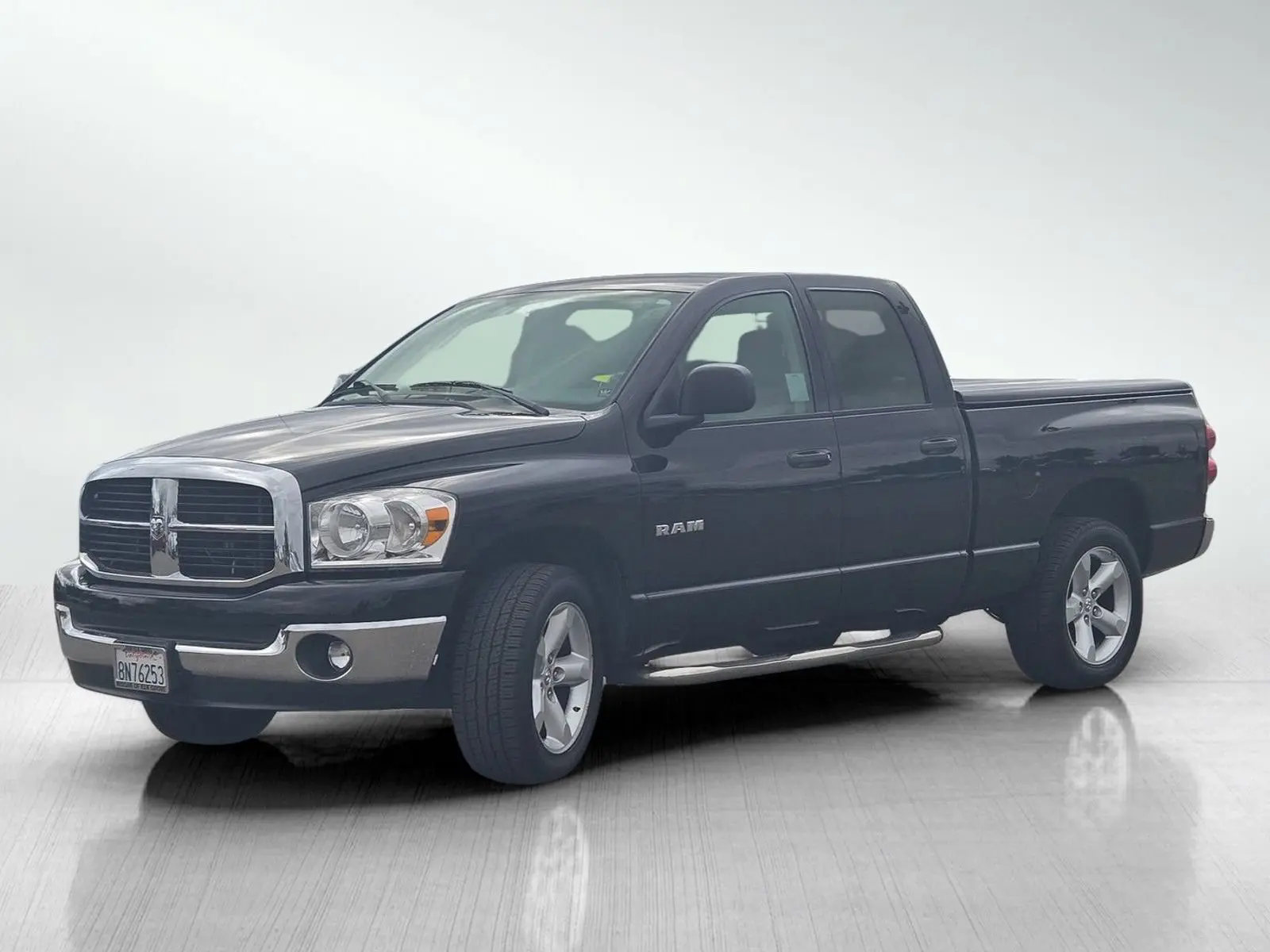 2008 Dodge Ram SLT photo 9