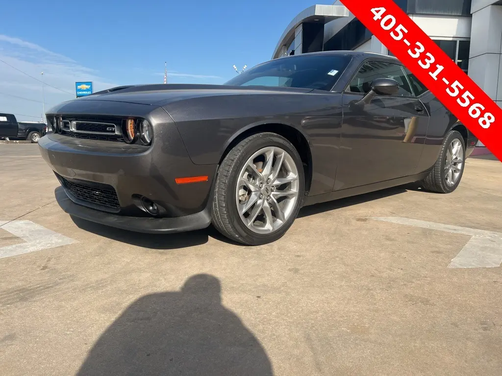 2022 Dodge Challenger GT photo 4