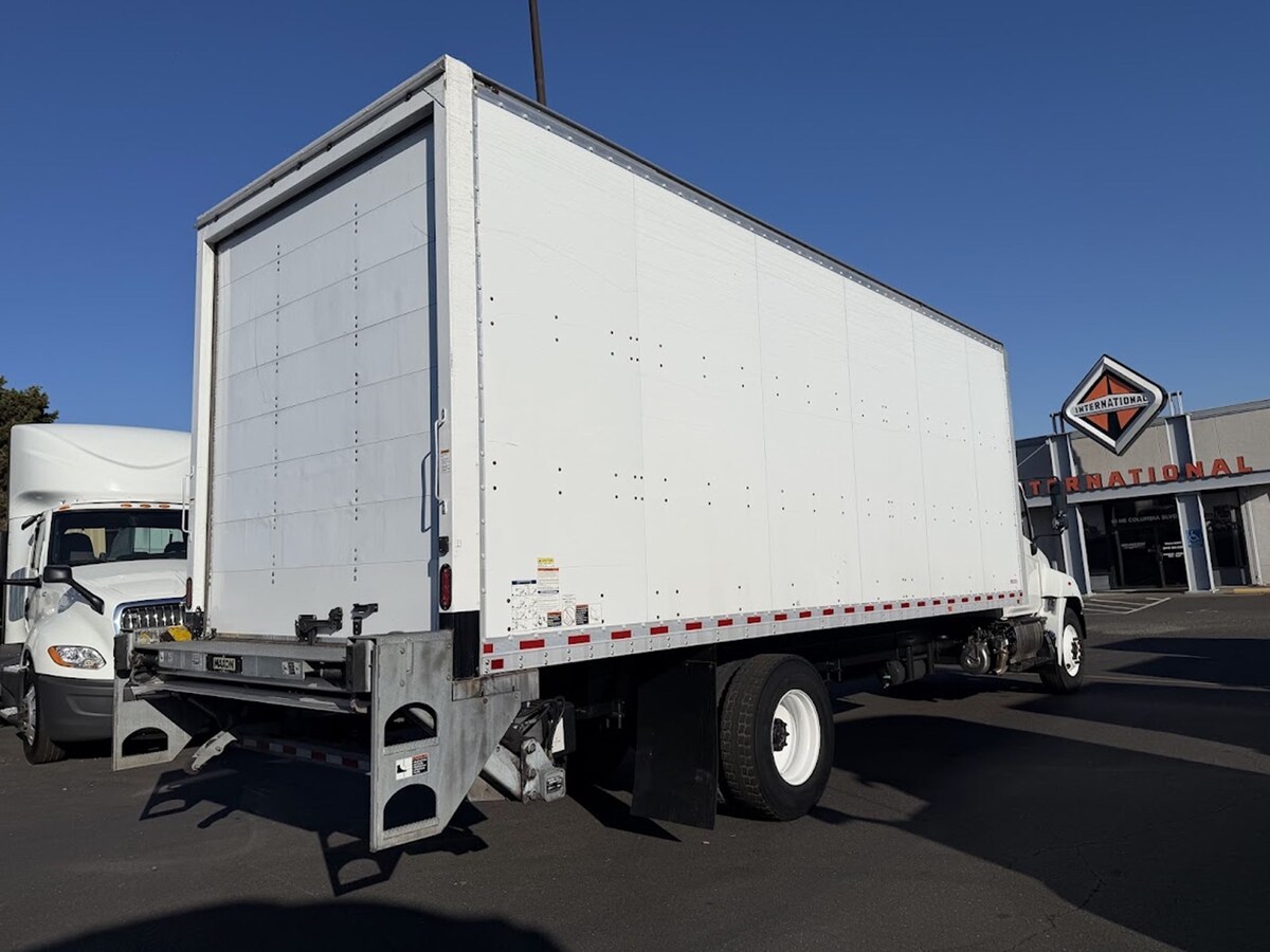 2019 Hino in Portland, OR — photo 8