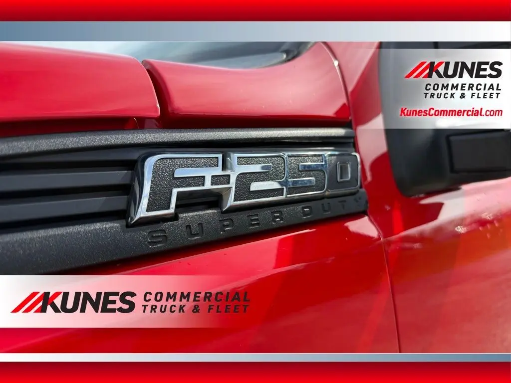 2016 Ford F-250 XLT photo 9