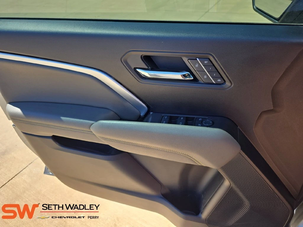 2024 Chevrolet Colorado ZR2 - Photo 28
