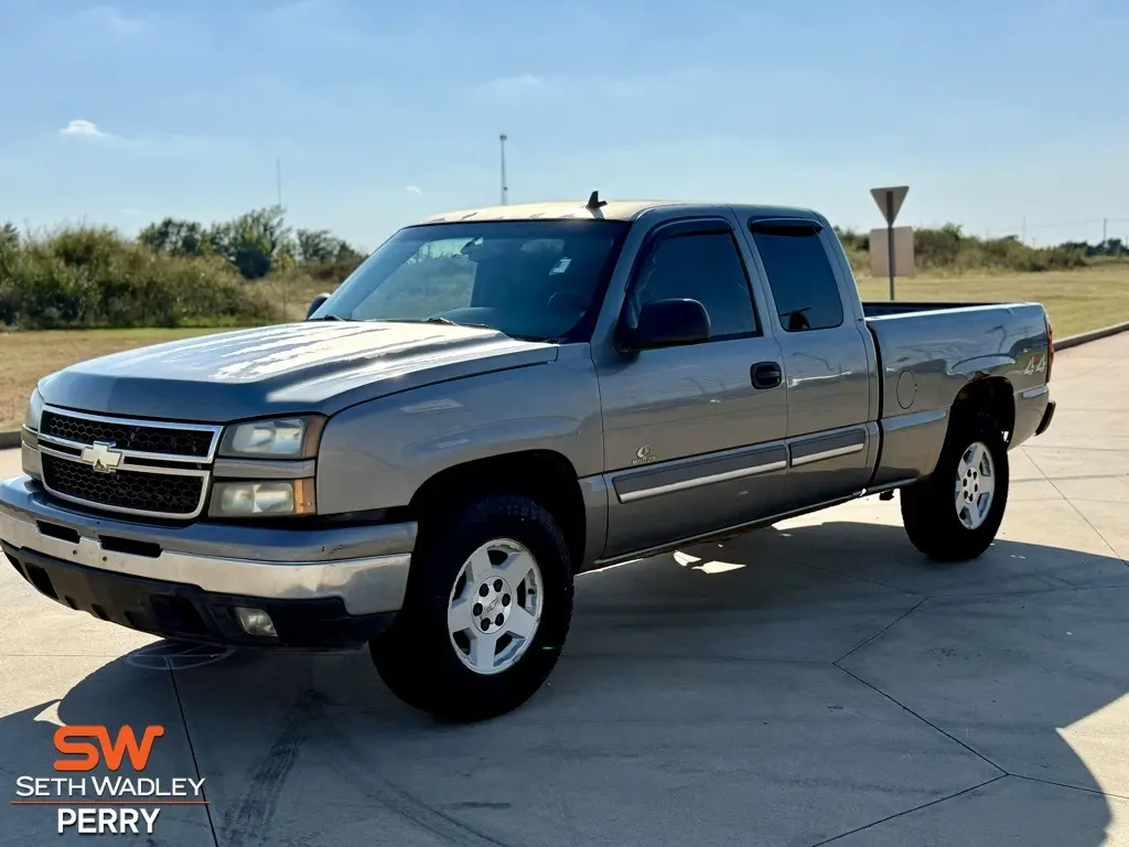 2006 Chevrolet Silverado 1500 LT1 photo 3