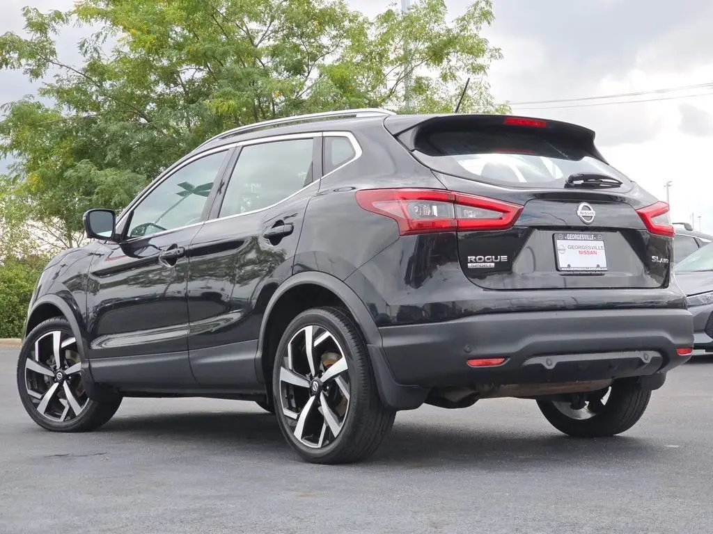 2021 Nissan Rogue Sport SL photo 18