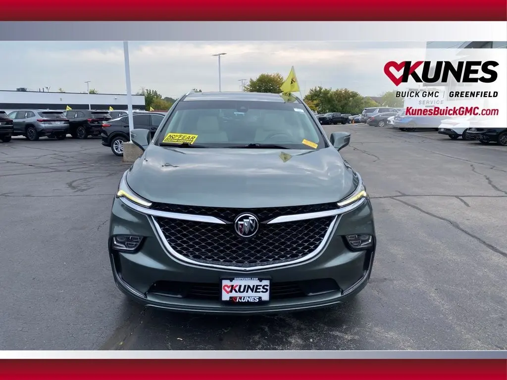 2022 Buick Enclave Avenir photo 8
